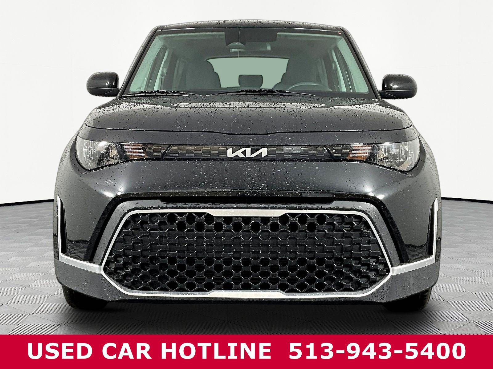 Used 2025 Kia Soul LX FWD image 2
