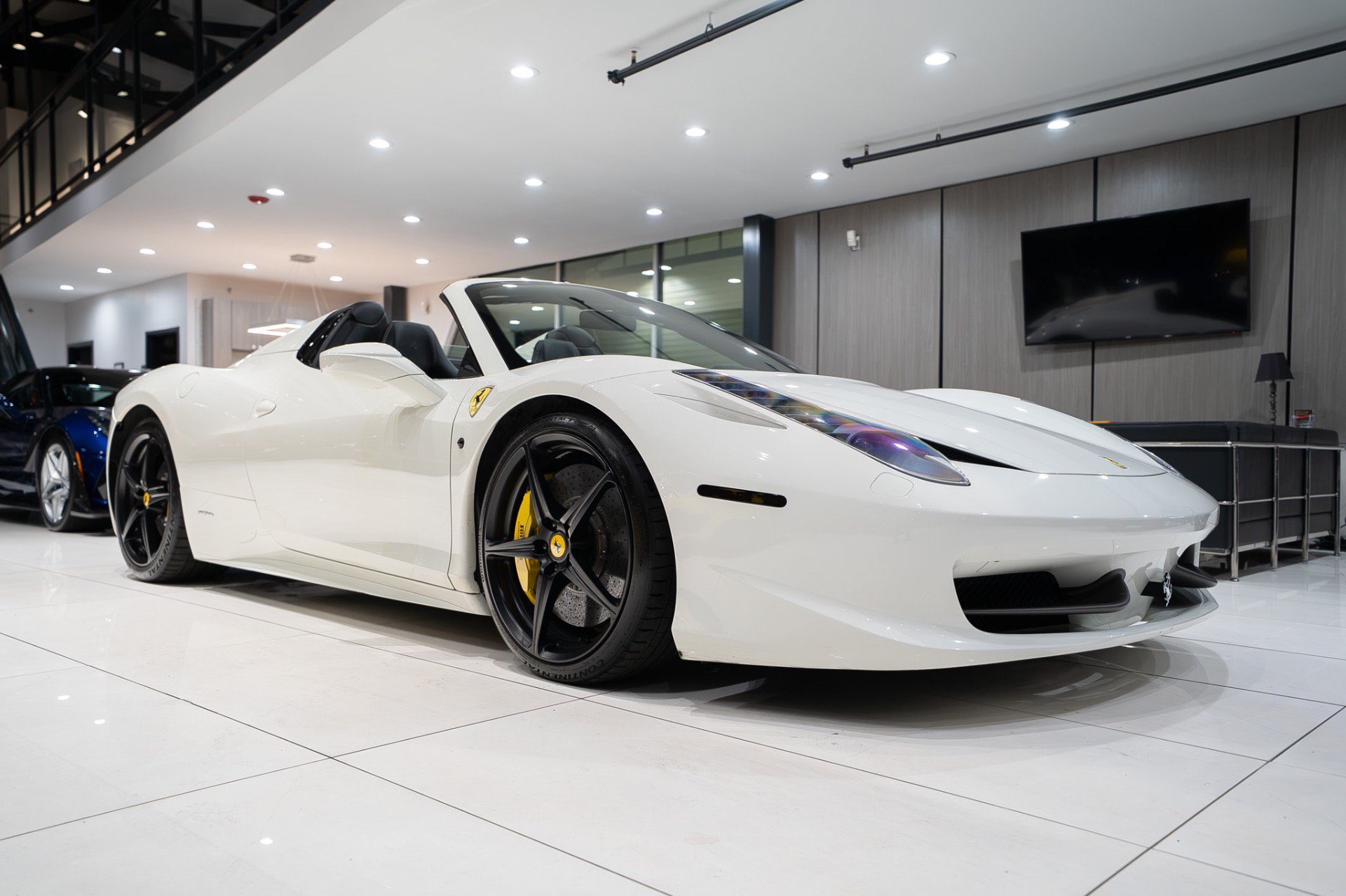 Used 2013 Ferrari 458 Spider RWD image 30