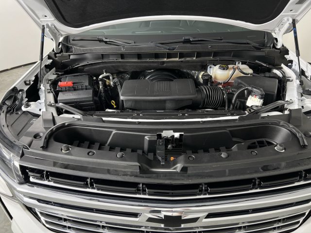 Certified 2024 Chevrolet Tahoe LT w/ Luxury Package AWD/4WD image 31