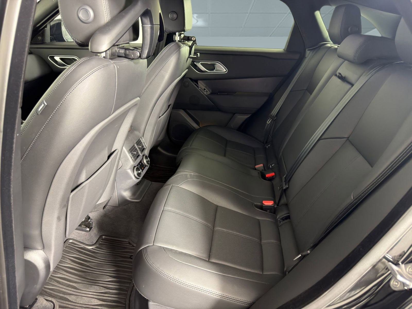 Certified 2026 Land Rover Range Rover Velar Dynamic SE image 13