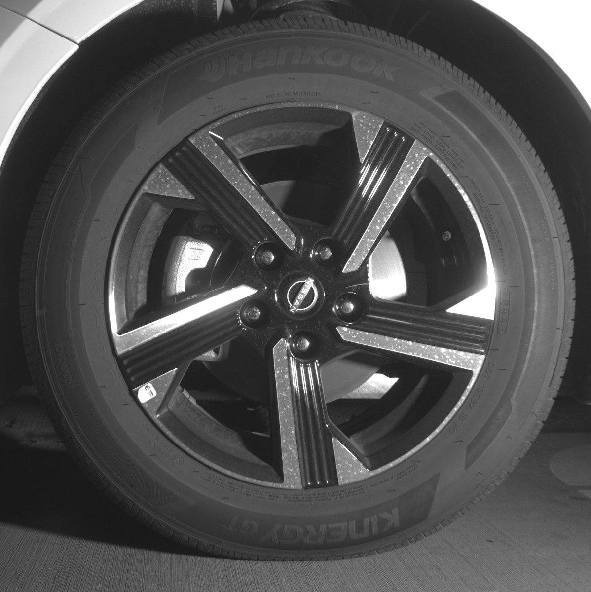 Used 2025 Nissan Sentra SV image 12