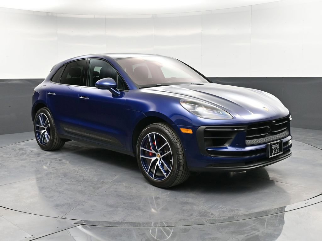 Certified 2023 Porsche Macan S image 10