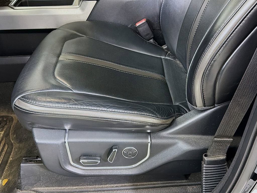 Used 2017 Ford F350 Platinum w/ Platinum Ultimate Package image 21