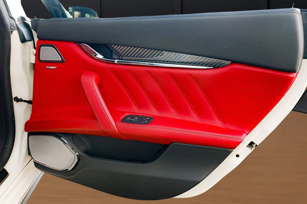 Used 2022 Maserati Quattroporte Modena image 26