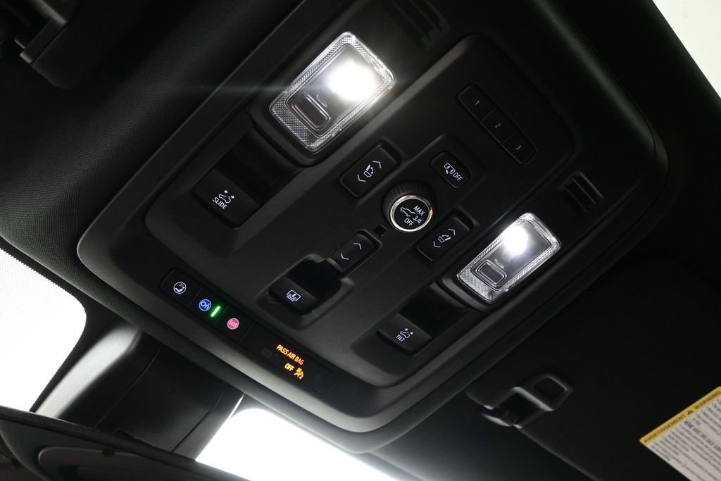 Used 2021 GMC Yukon Denali AWD/4WD image 28