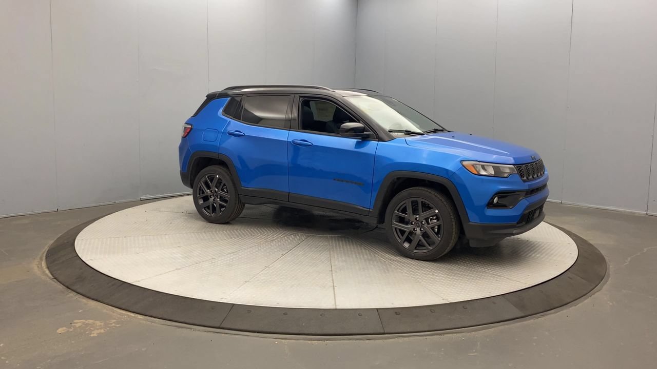 New 2026 Jeep Compass Limited w/ Sun, Sound & Navigation Group AWD/4WD image 4