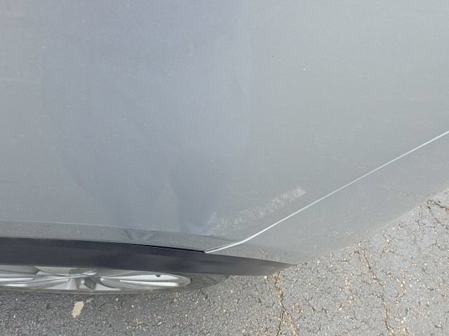 Used 2017 Buick Encore Essence FWD image 12