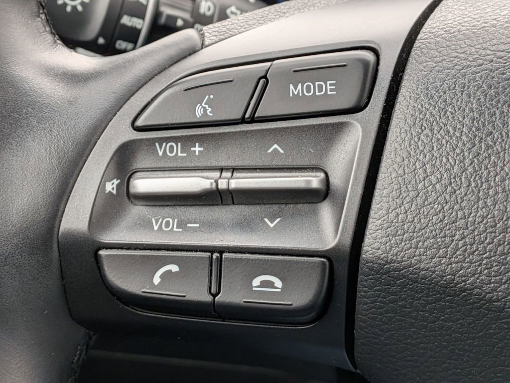 Used 2021 Hyundai Kona Ultimate image 17