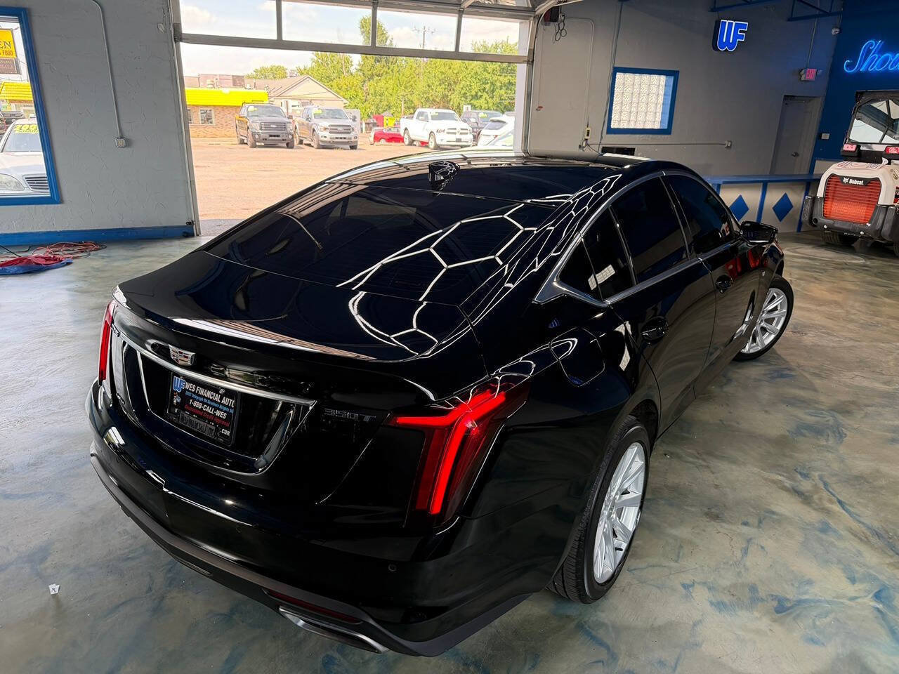 Used 2024 Cadillac CT5 Luxury w/ Cold Weather Package AWD/4WD image 3
