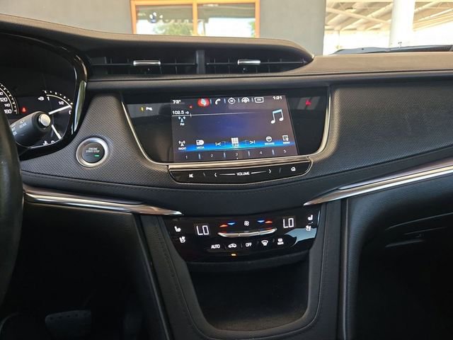Used 2019 Cadillac XT5 Premium Luxury FWD image 8