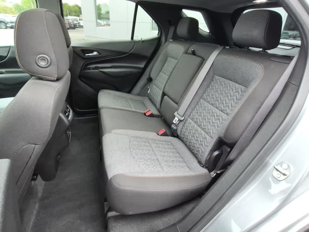 Used 2023 Chevrolet Equinox LT AWD/4WD image 6