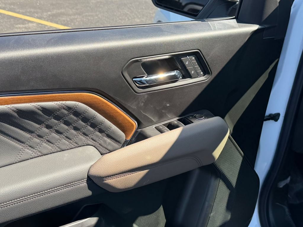 New 2026 GMC Canyon Denali AWD/4WD image 23