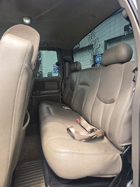Used 2004 Chevrolet Silverado 2500 LT AWD/4WD image 7
