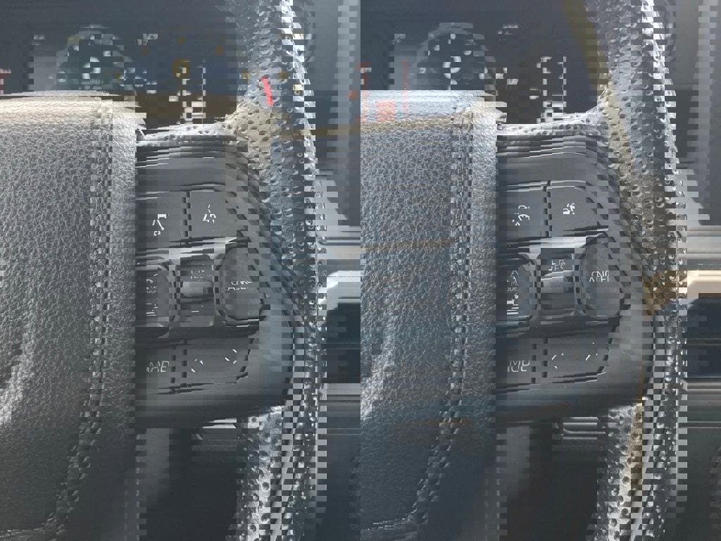 Used 2024 Toyota Tacoma SR RWD image 15