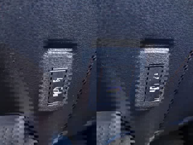 Used 2023 Toyota Corolla LE image 21