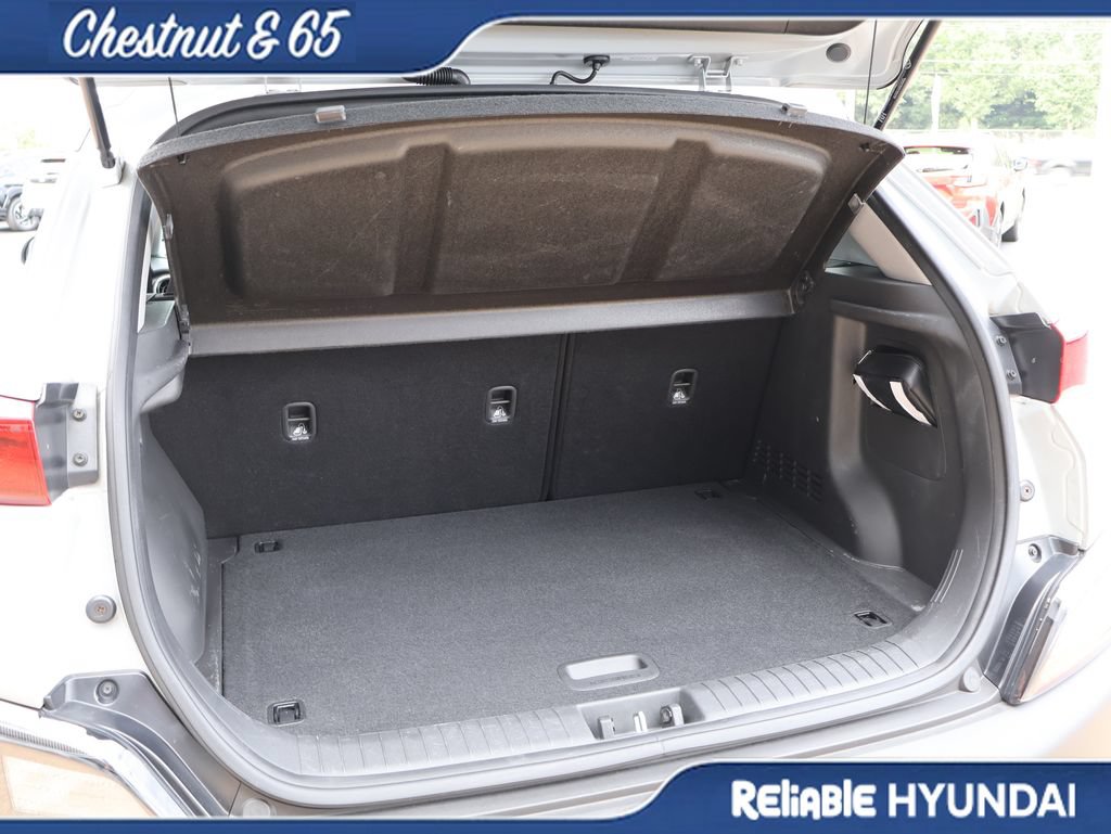 Certified 2023 Hyundai Kona SEL w/ Convenience Package FWD image 16