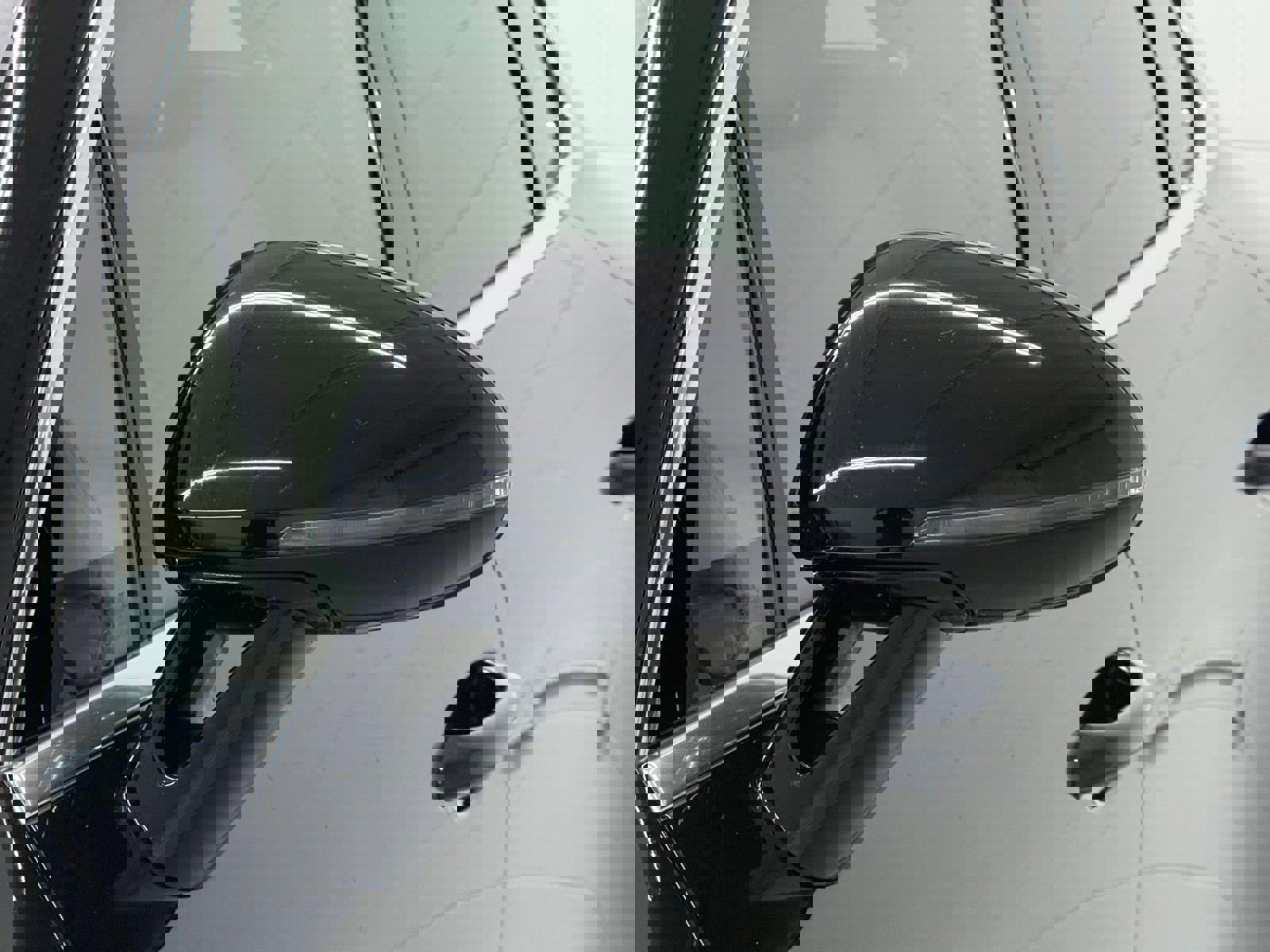 Used 2019 Porsche Macan S image 13