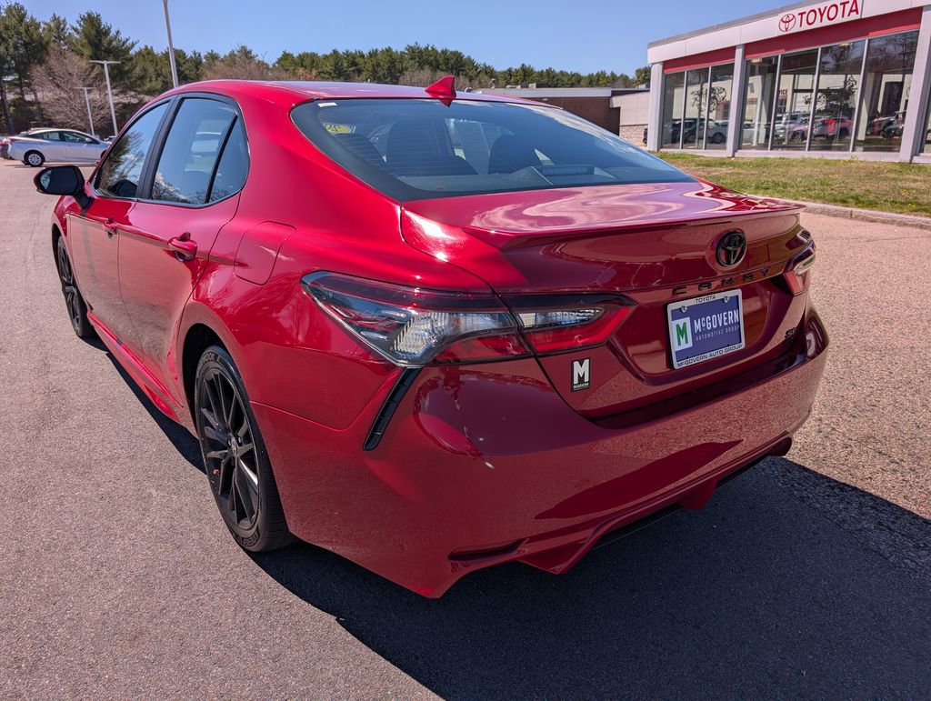Used 2022 Toyota Camry SE w/ Cold Weather Package AWD/4WD image 3