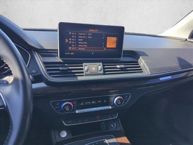 Used 2018 Audi Q5 2.0T Premium Plus w/ Premium Plus Package AWD/4WD image 11