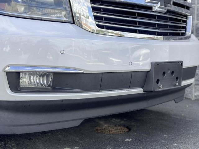Used 2019 Chevrolet Suburban Premier image 16