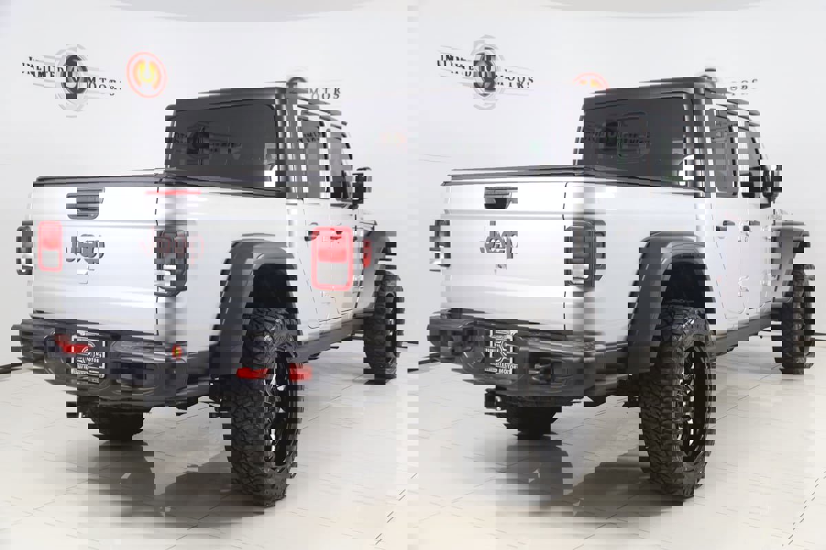 Used 2022 Jeep Gladiator Rubicon w/ Cold Weather Group image 3