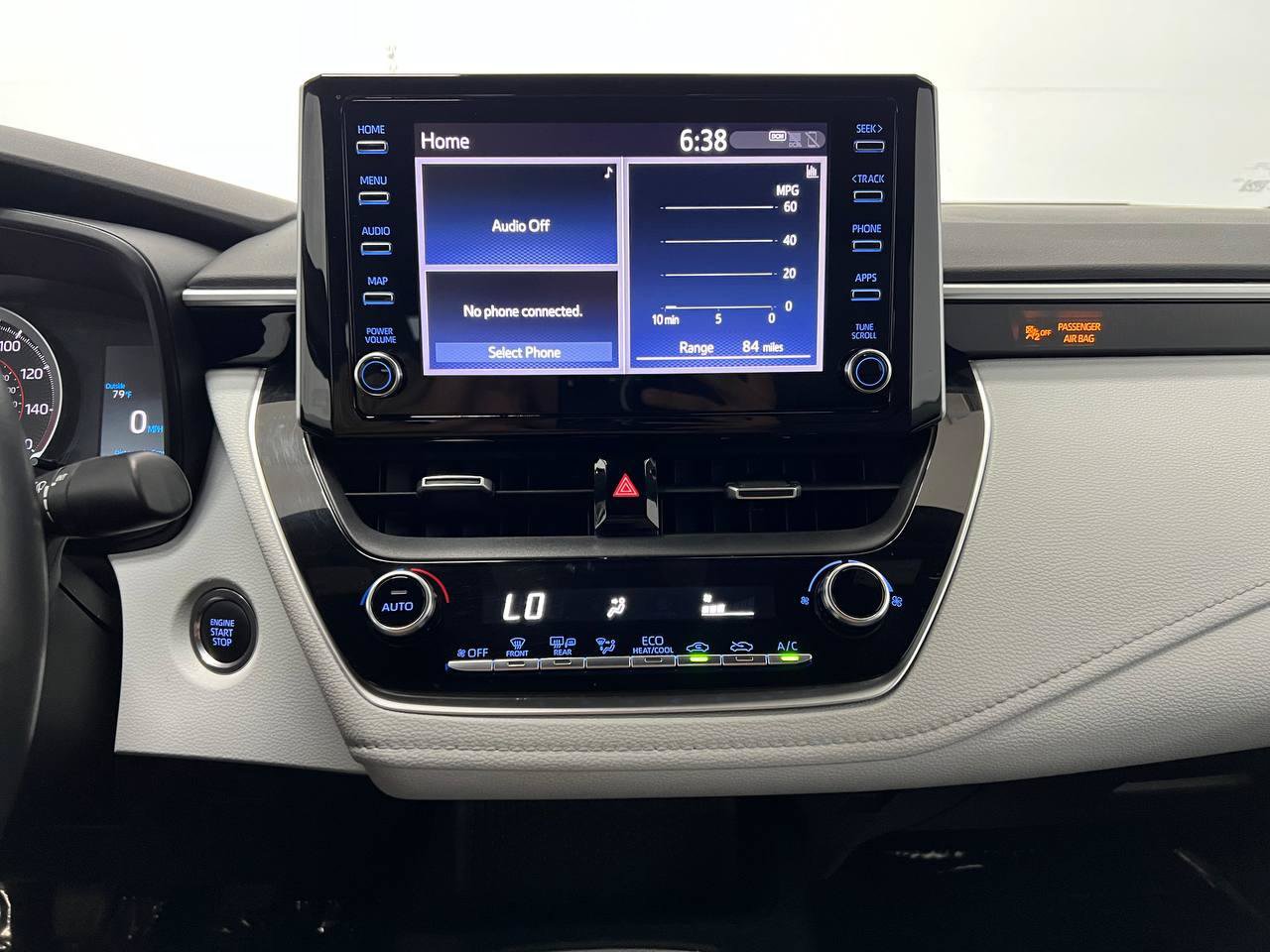 Used 2020 Toyota Corolla SE FWD image 17
