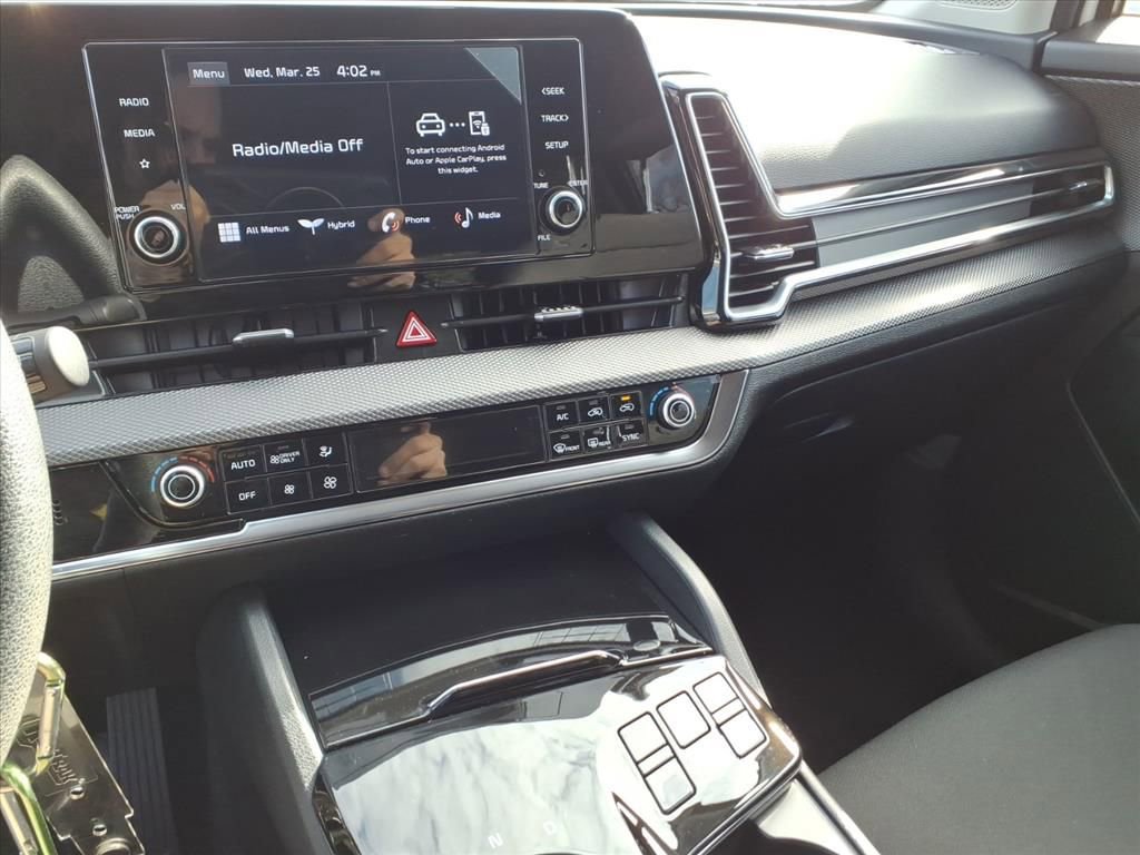 Used 2023 Kia Sportage LX image 26