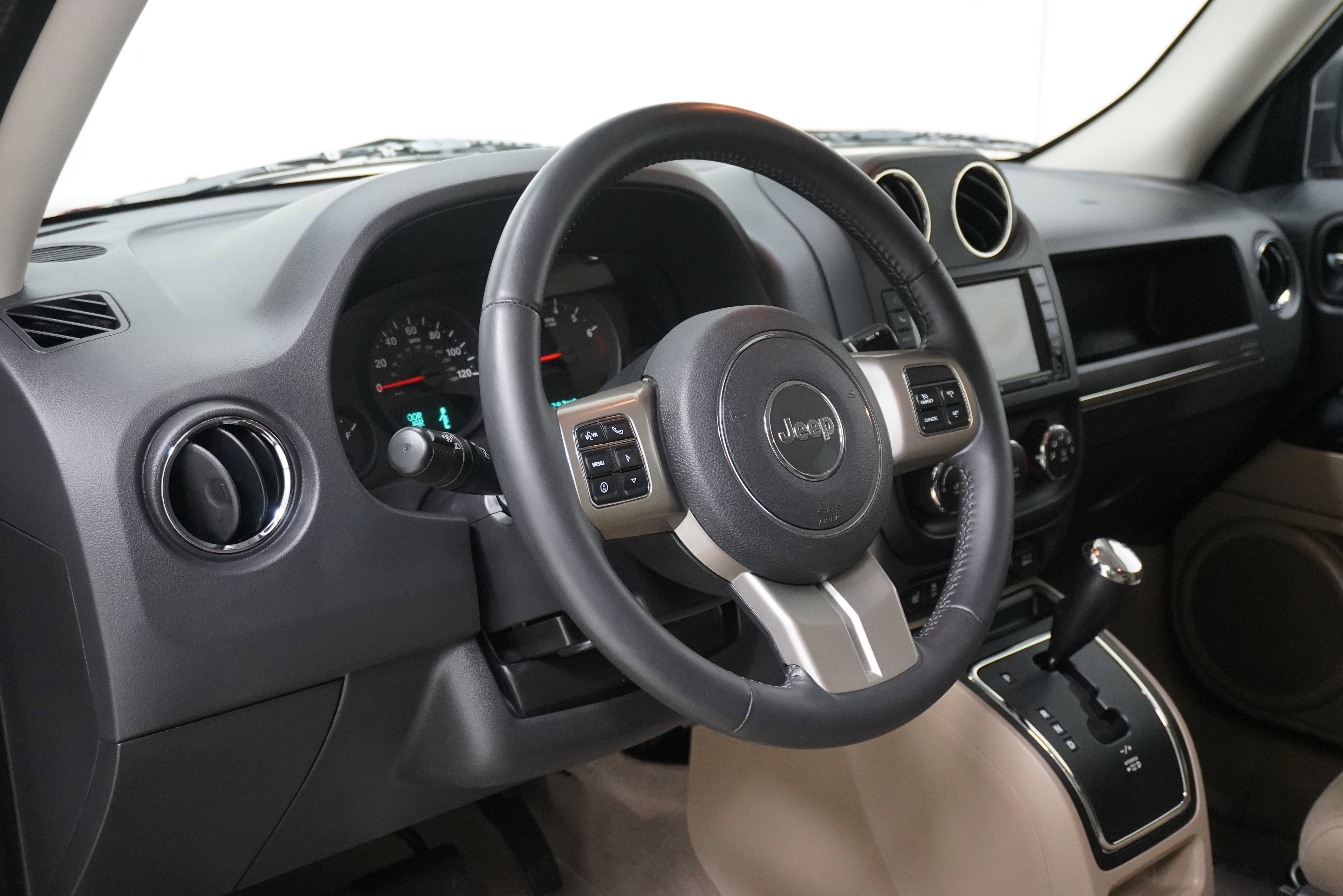 Used 2012 Jeep Patriot Latitude image 9