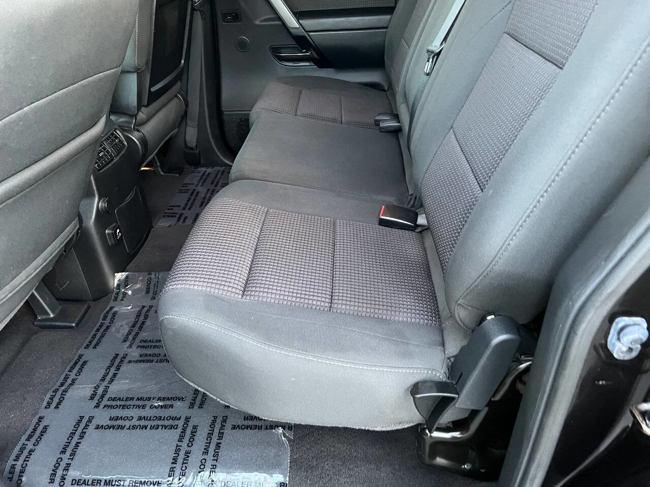 Used 2014 Nissan Titan SV w/ SV Value Truck Package image 21