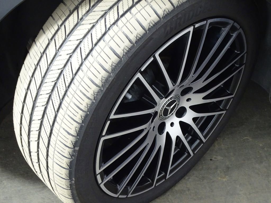 Used 2024 Mercedes-Benz C 300 Sedan image 44