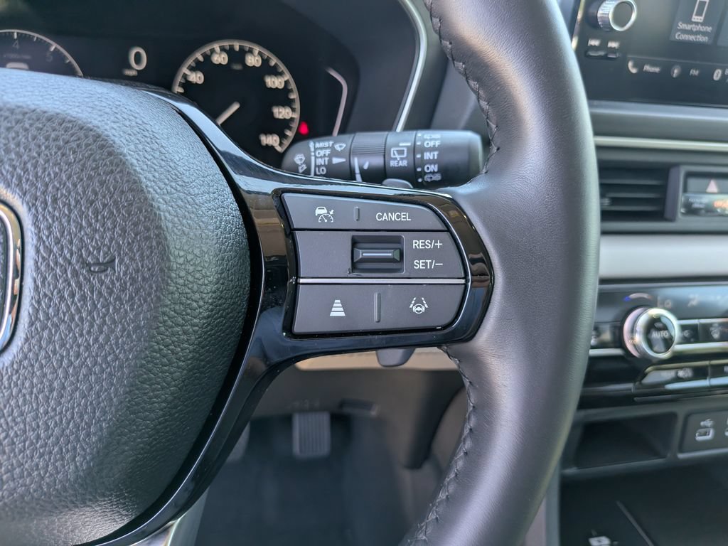 Used 2025 Honda Pilot EX-L image 32