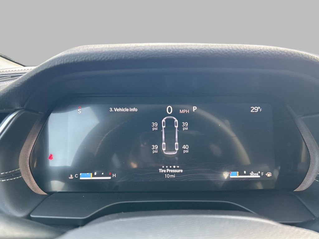 New 2025 Jeep Grand Cherokee L Altitude image 10