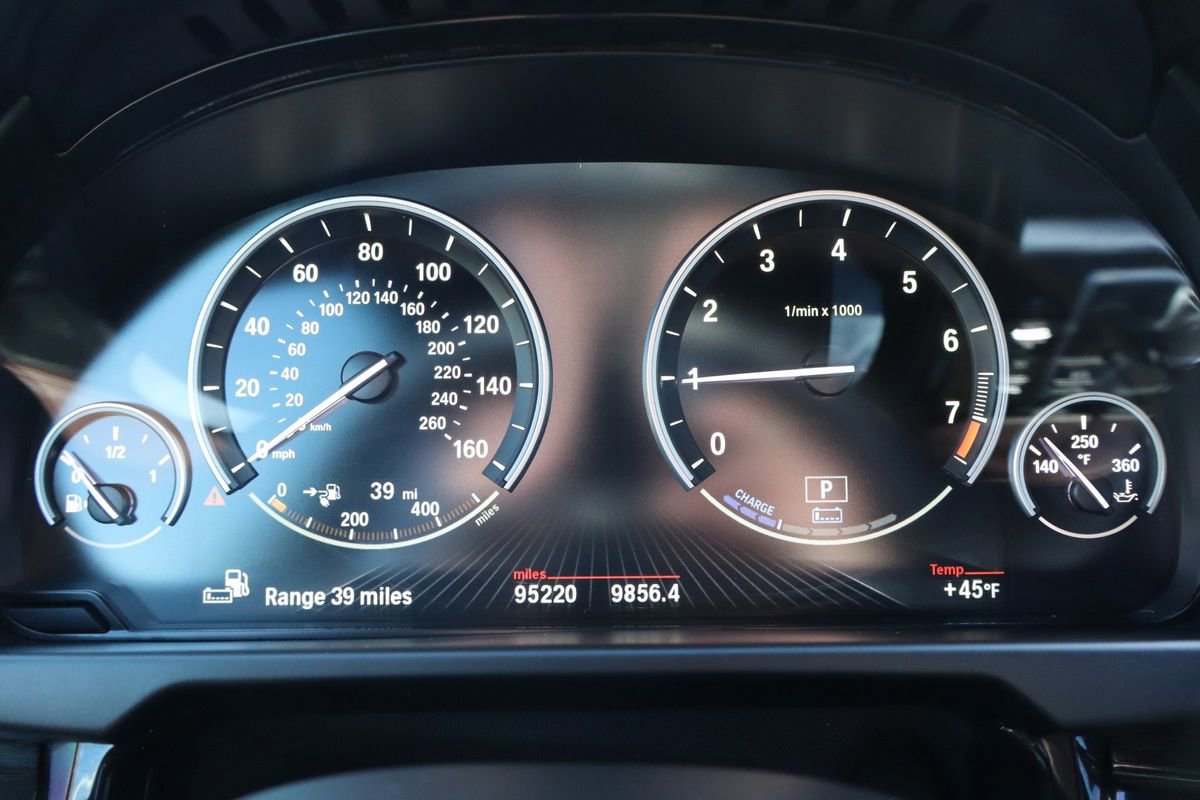 Used 2018 BMW X5 xDrive40e w/ M Sport Package image 35