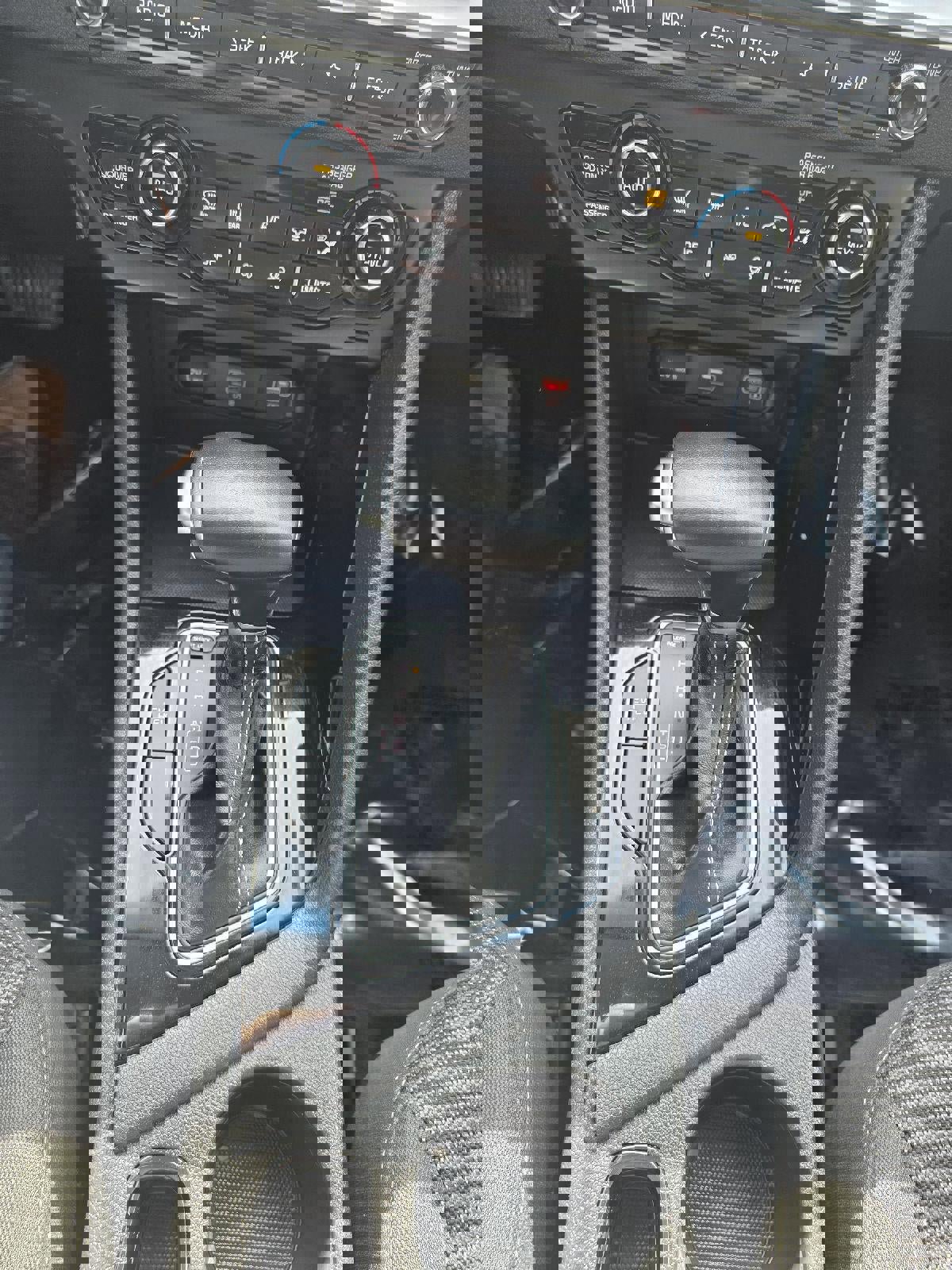 Certified 2022 Kia Niro LXS image 17