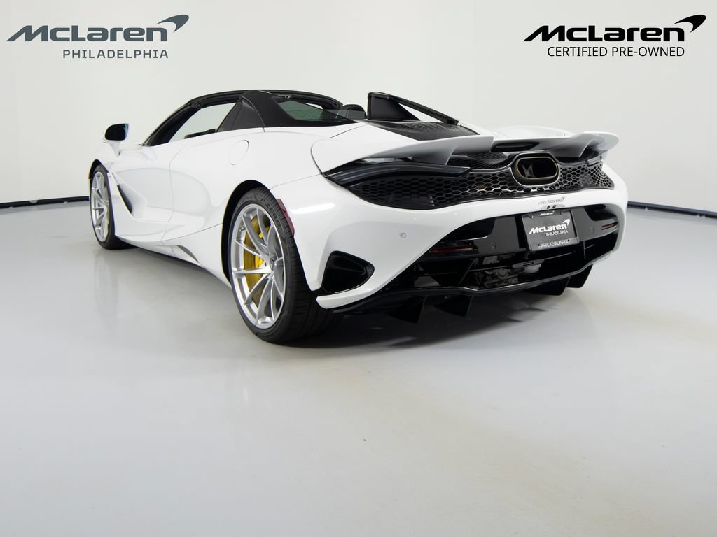 Used 2024 McLaren 750S Spider RWD image 8
