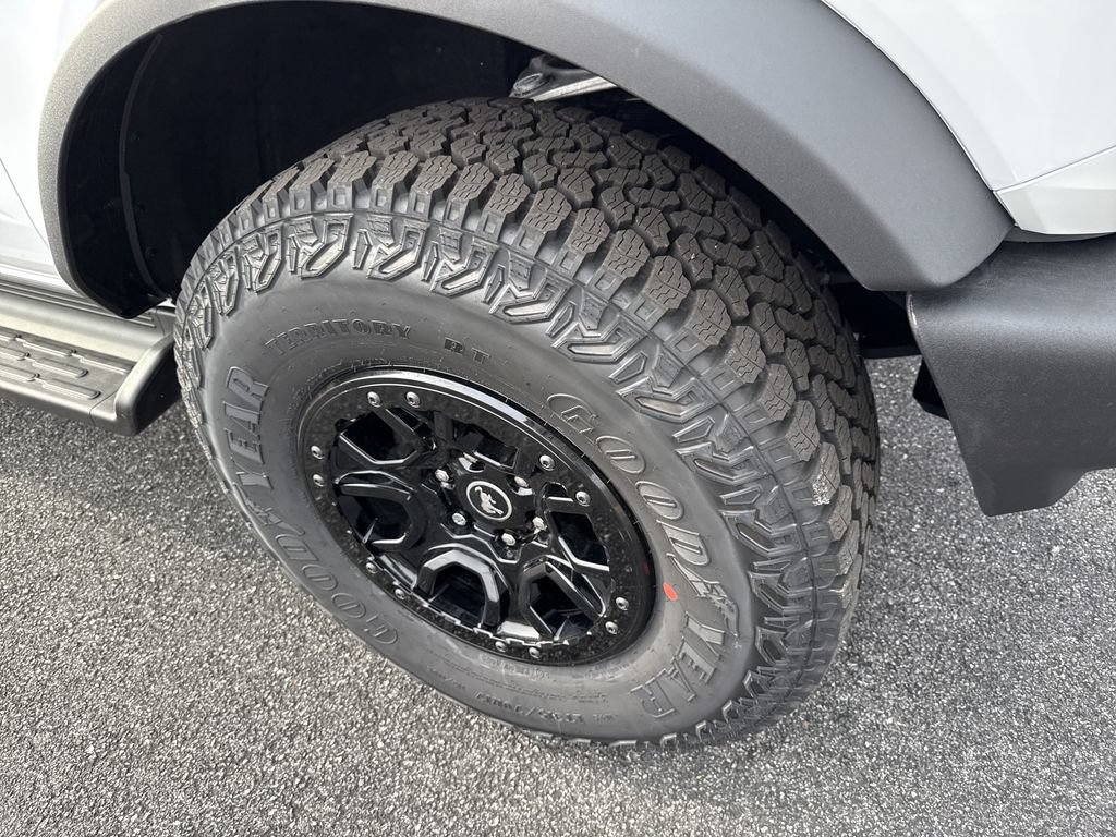 New 2025 Ford Bronco Outer Banks w/ Sasquatch Package AWD/4WD image 13