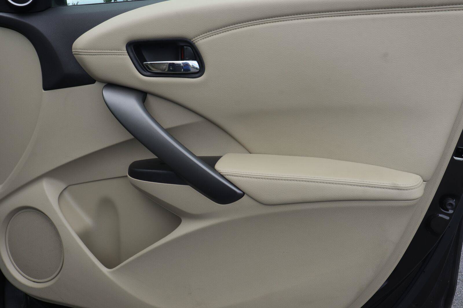 Used 2015 Acura RDX FWD w/ Technology Package image 18