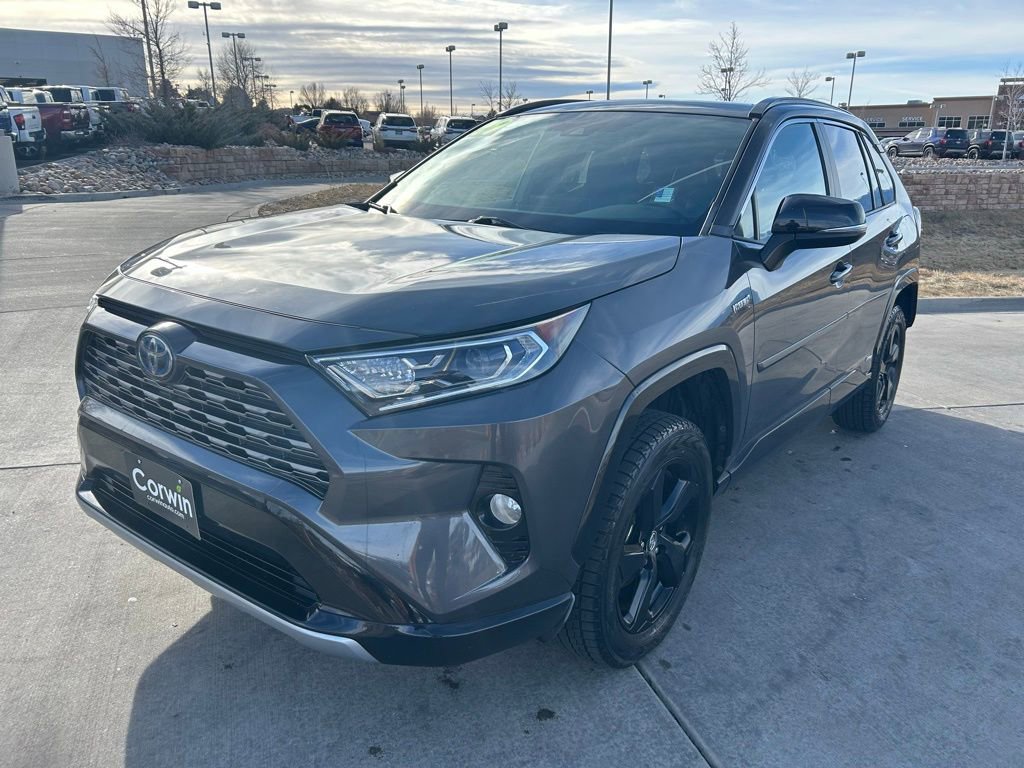 Used 2019 Toyota RAV4 XSE image 3