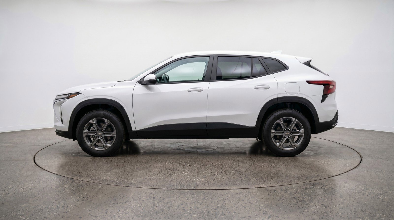 Used 2025 Chevrolet Blazer LT FWD image 5