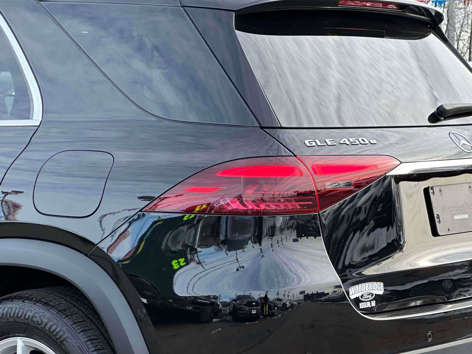 Used 2024 Mercedes-Benz GLE 450e GLE 450e Plug-In Hybrid 4MATIC image 8
