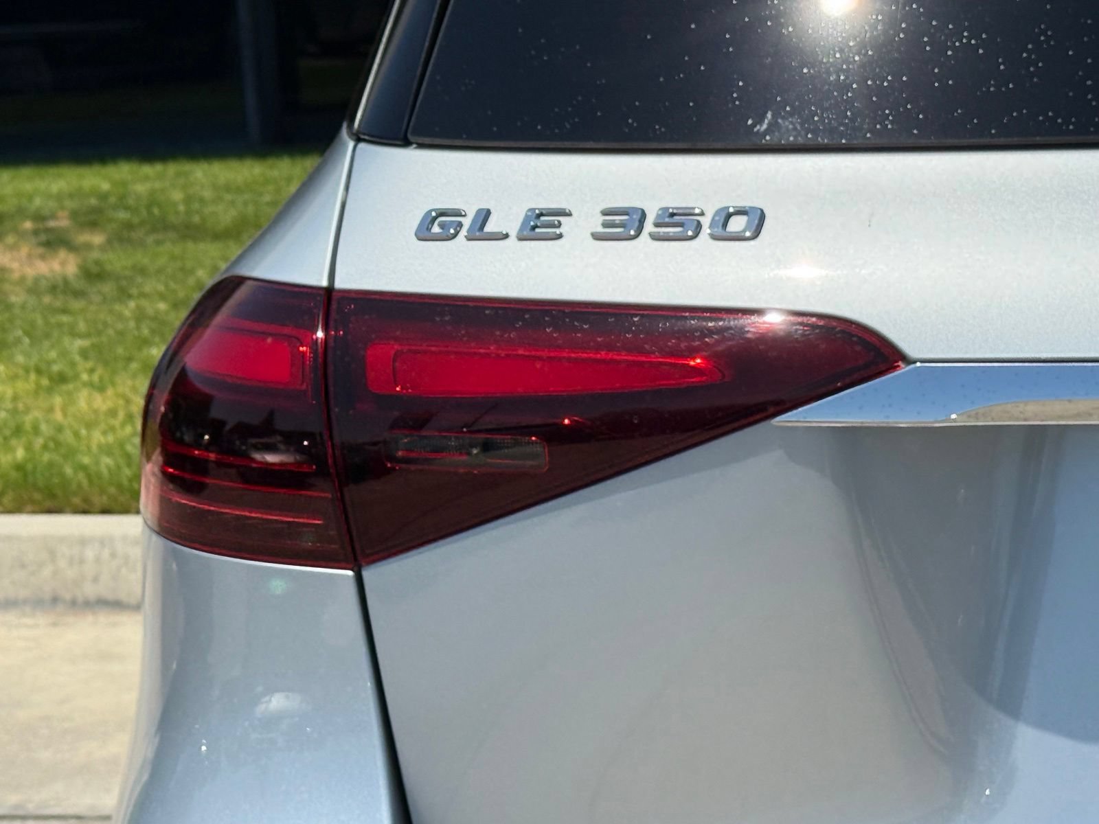 Used 2024 Mercedes-Benz GLE 350 4MATIC image 11