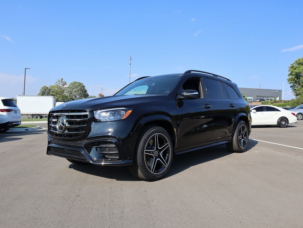 New 2026 Mercedes-Benz GLS 450 4MATIC image 3