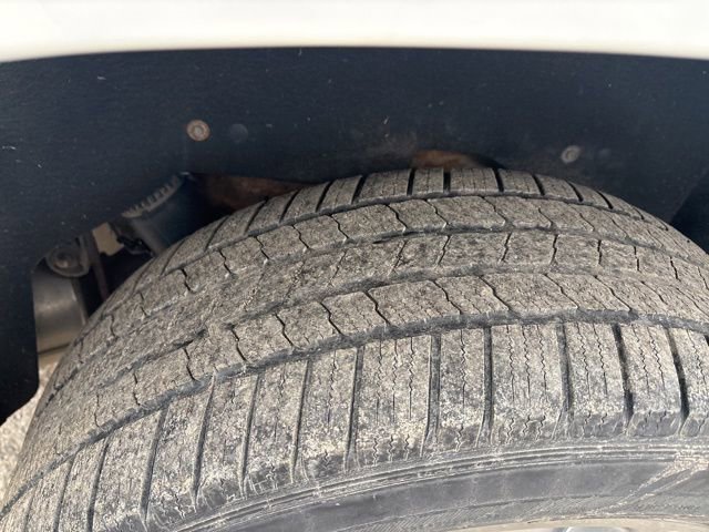 Used 2016 GMC Yukon Denali w/ Open Road Package image 11