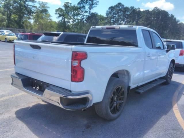 Used 2020 Chevrolet Silverado 1500 LT w/ Convenience Package image 3