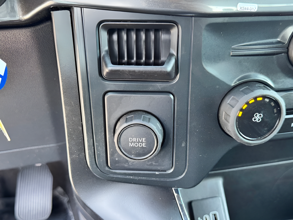Used 2025 Ford F150 STX RWD image 19