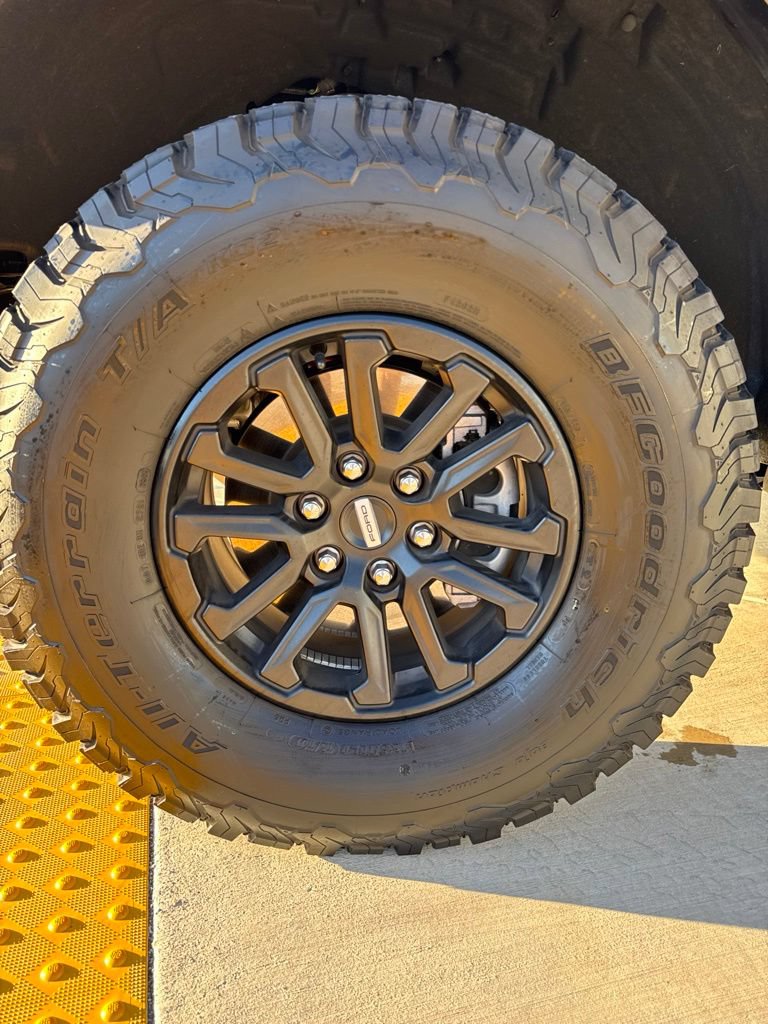 Used 2025 Ford F150 Raptor AWD/4WD image 11