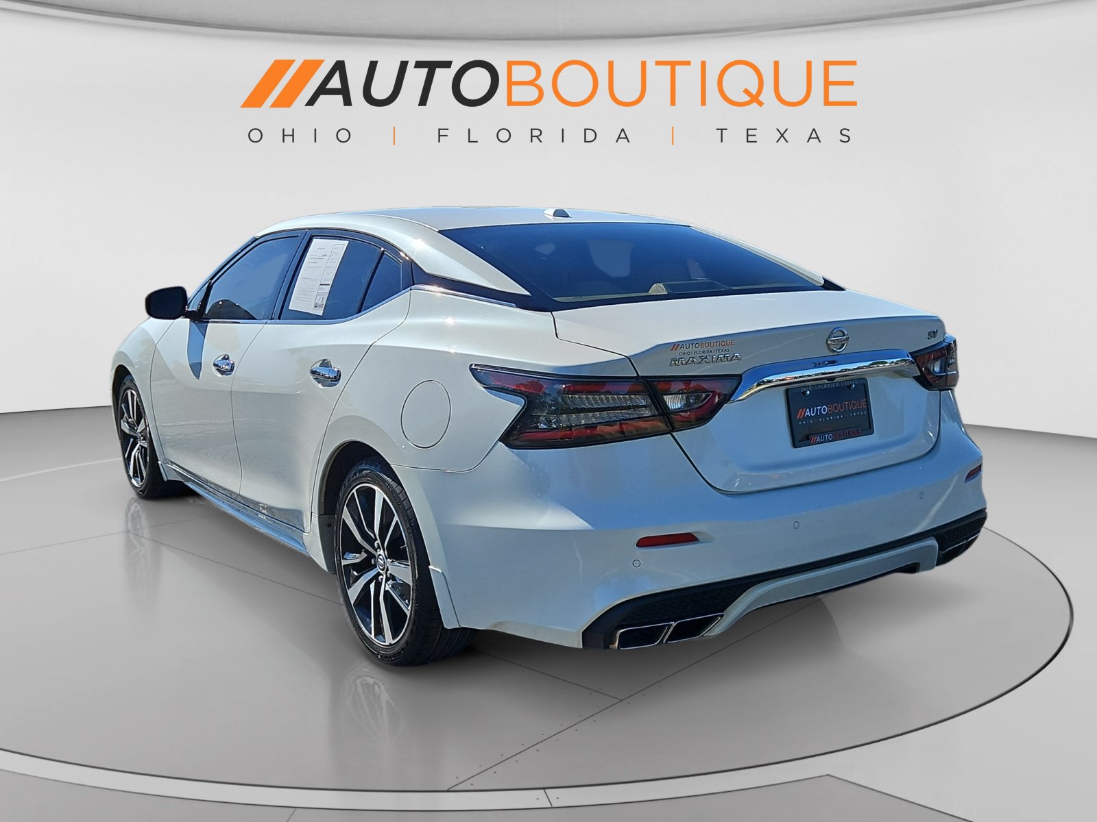 Used 2021 Nissan Maxima 3.5 SV w/ Floor Mat Group FWD image 3