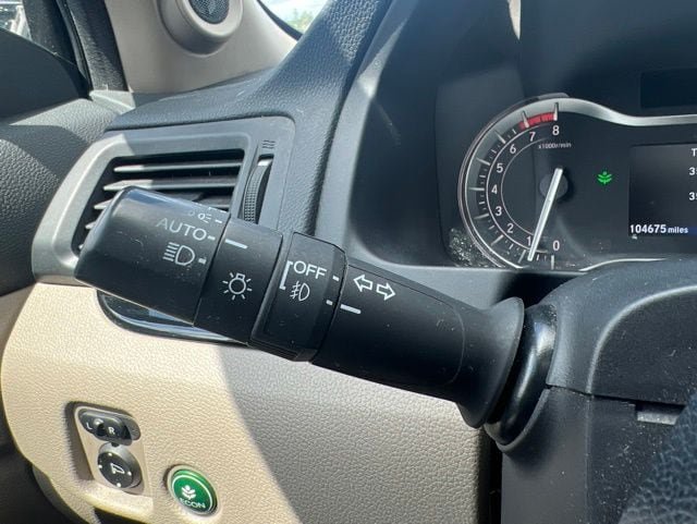 Used 2016 Honda Pilot Touring image 26
