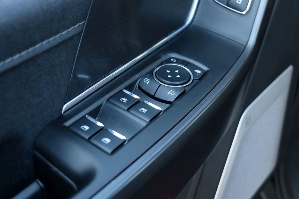 New 2025 Ford F150 Lariat w/ Equipment Group 502A High image 18