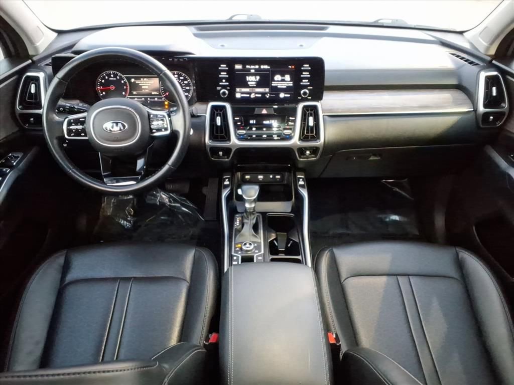 Used 2021 Kia Sorento EX w/ Panoramic Sunroof Package image 23